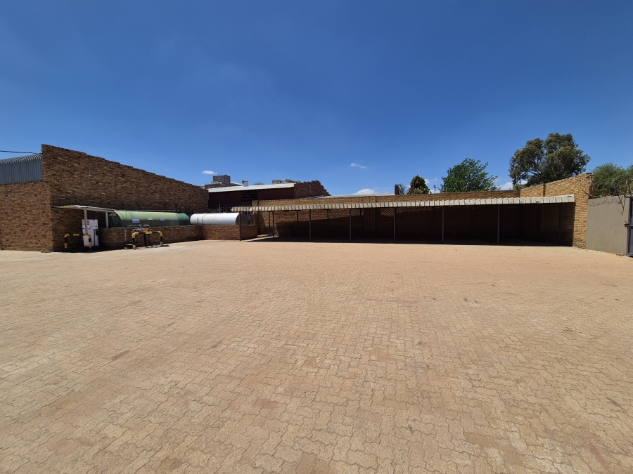 Commercial Property for Sale in Klerksdorp Industrial North West